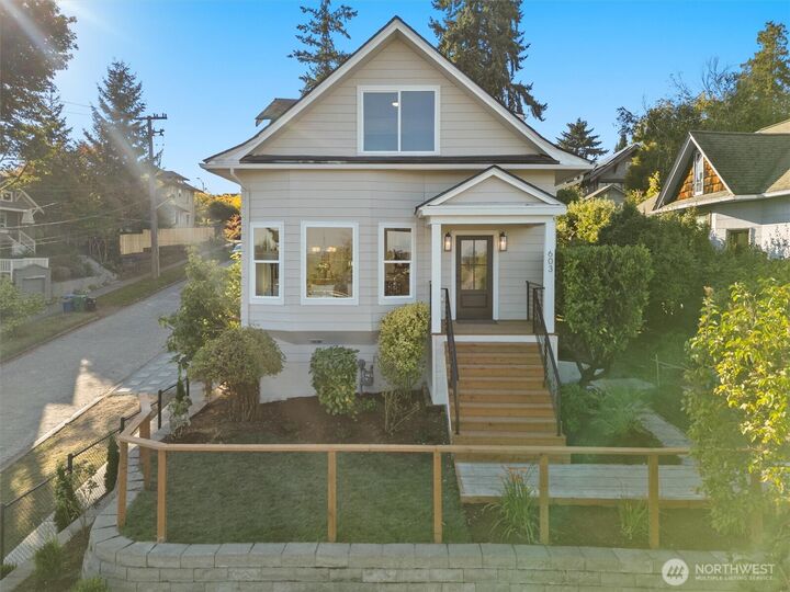 Property Photo: 603 24th Avenue E WA 98112