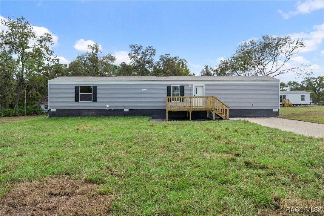 Property Photo: 6470 W Akazian Lane FL 34448