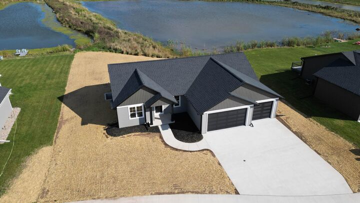 Property Photo: 3400 Beckett Lane WI 54130