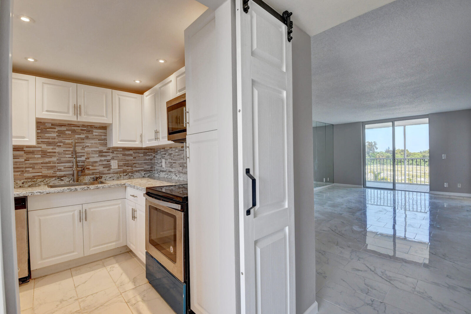 Property Photo:  5500 NW 2nd Avenue 418  FL 33487 