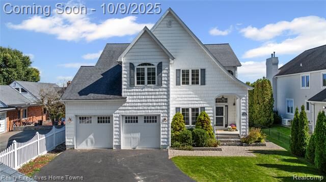 5802 Lakeshore Road  Fort Gratiot Twp MI 48059 photo