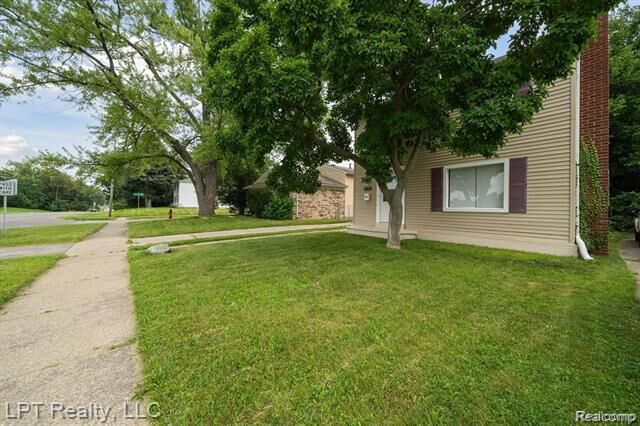 Property Photo: 23709 W Chicago MI 48239