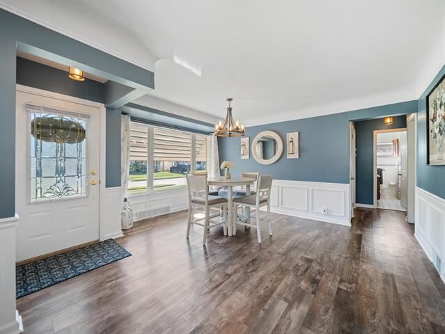 Property Photo:  6567 Sterling Court  MI 48135 