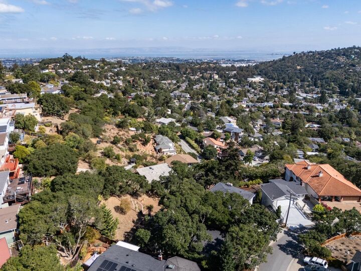 Property Photo: 2652 Ponce Avenue CA 94002