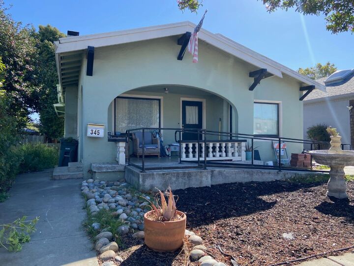 345 6th Street  Hollister CA 95023 photo