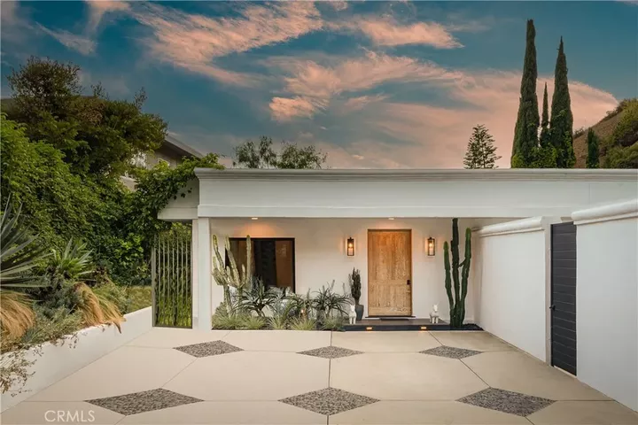 9275 Flicker Place  Los Angeles CA 90069 photo