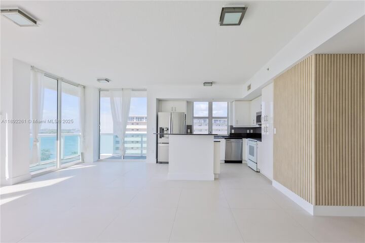Property Photo:  7900 Harbor Island Dr 926  FL 33141 