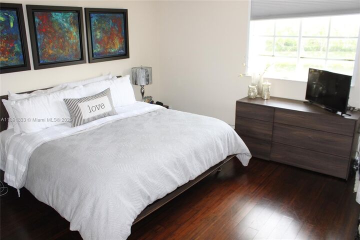 Property Photo: 3678 San Simeon Cir FL 33331
