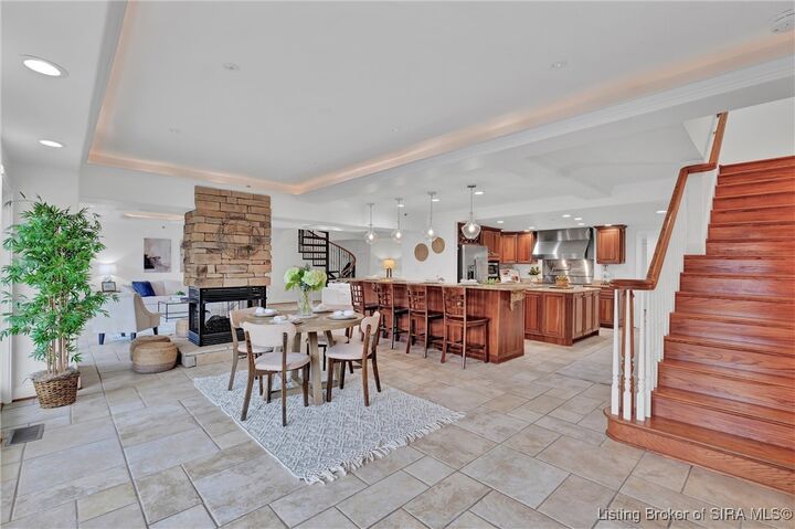 Property Photo: 606 W Riverside Drive IN 47130