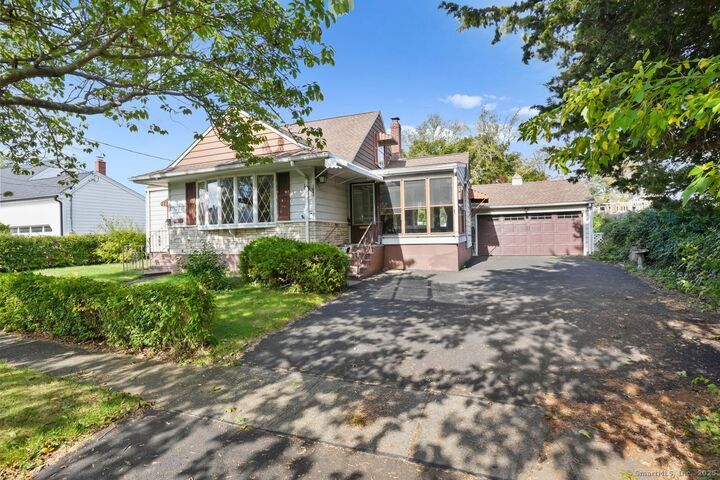 Property Photo: 130 Ash Street CT 06615