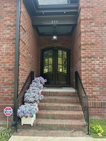 Property Photo: 253 Shawcroft Road NC 28311