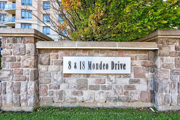 Property Photo:  8 Mondeo Drive 716  ON M1P 5C7 