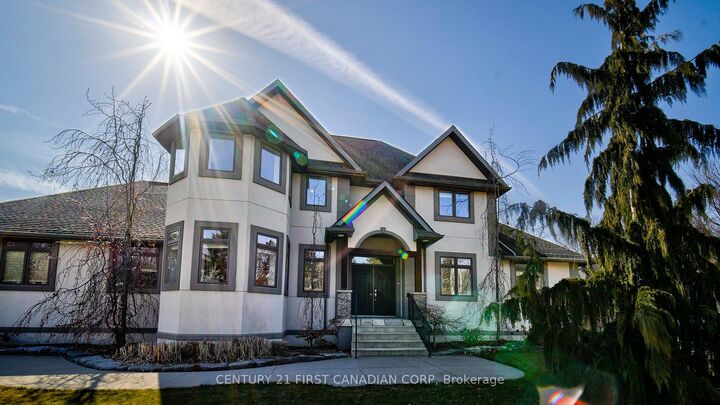 1659 Hamilton Road  London South ON N6M 1G5 photo