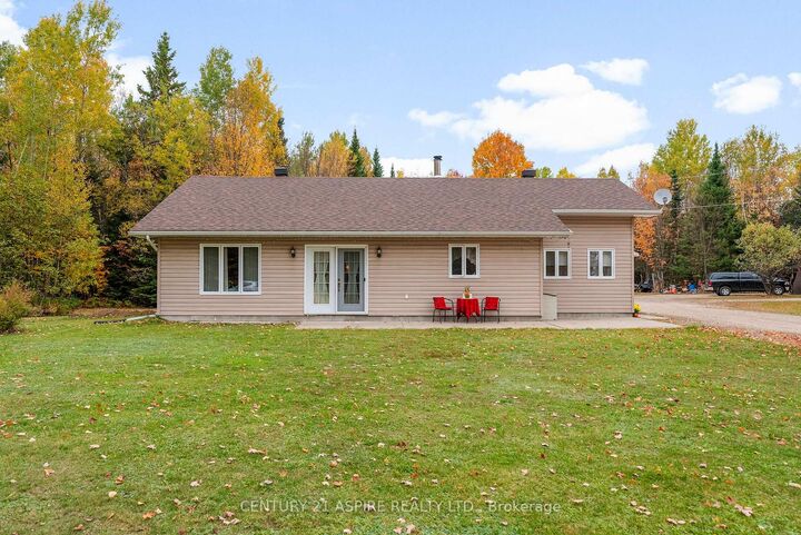 Property Photo:  33 Micks Road  ON K0J 1L0 