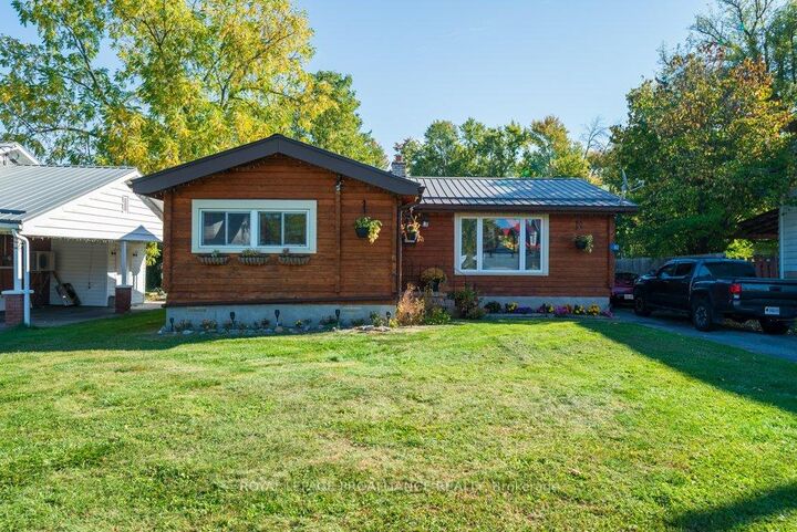 82 North Trent Street  Quinte West ON K0K 2C0 photo