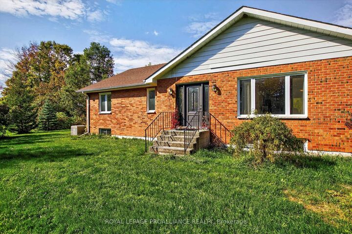 Property Photo:  1592 12th Line Smith N/A  ON K0L 2H0 