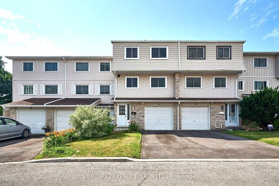 Photo de la propriété: 1975 Rosefield Road 18 ON L1V 3E3