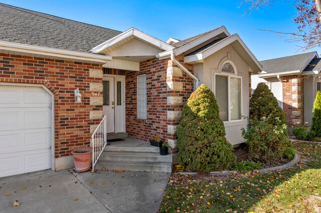 Property Photo: 947 N 830 W UT 84057