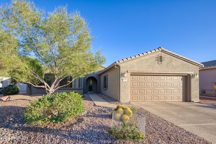 Property Photo:  20781 N King Point Drive  AZ 85387 
