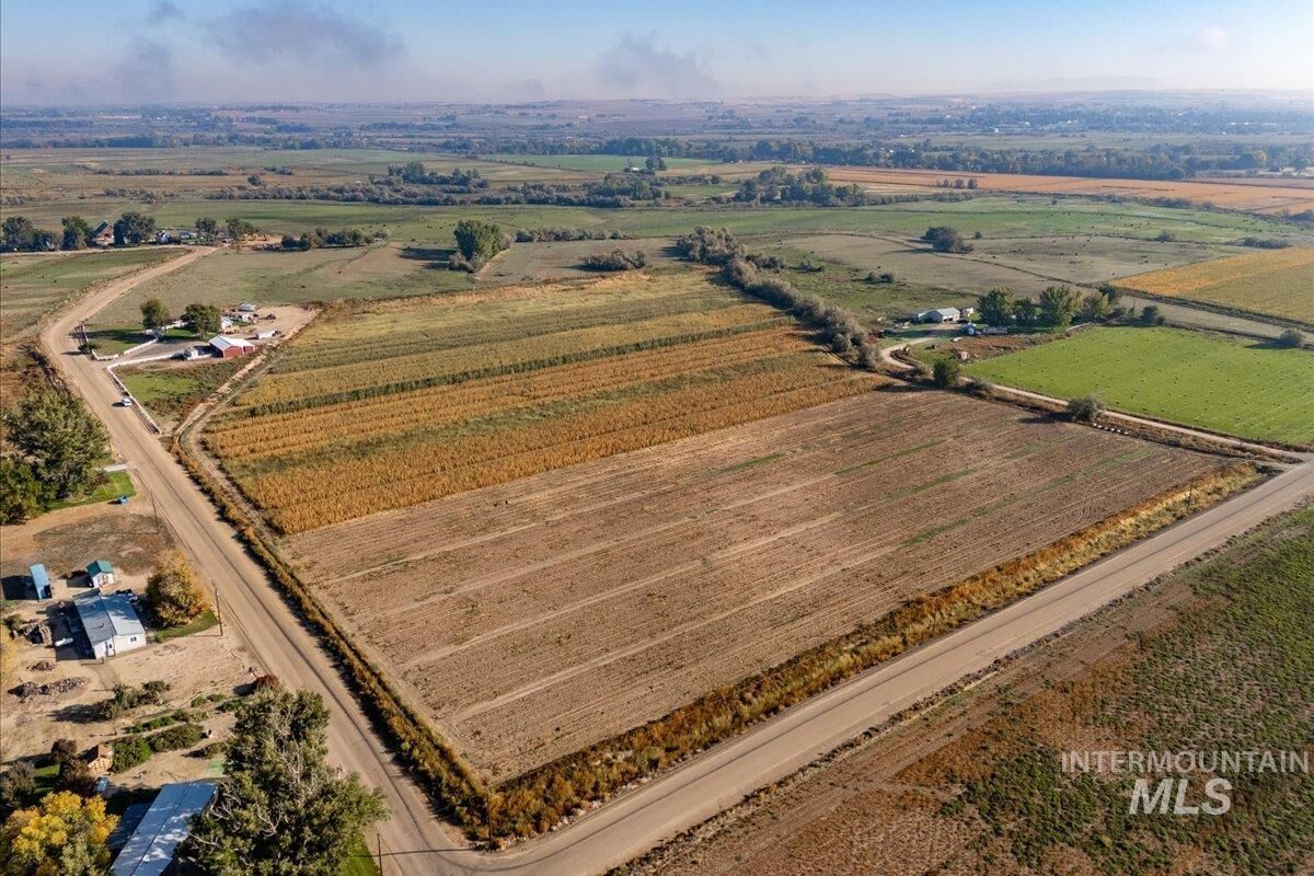Property Photo: 26.63 Ac Pet Ln ID 83660