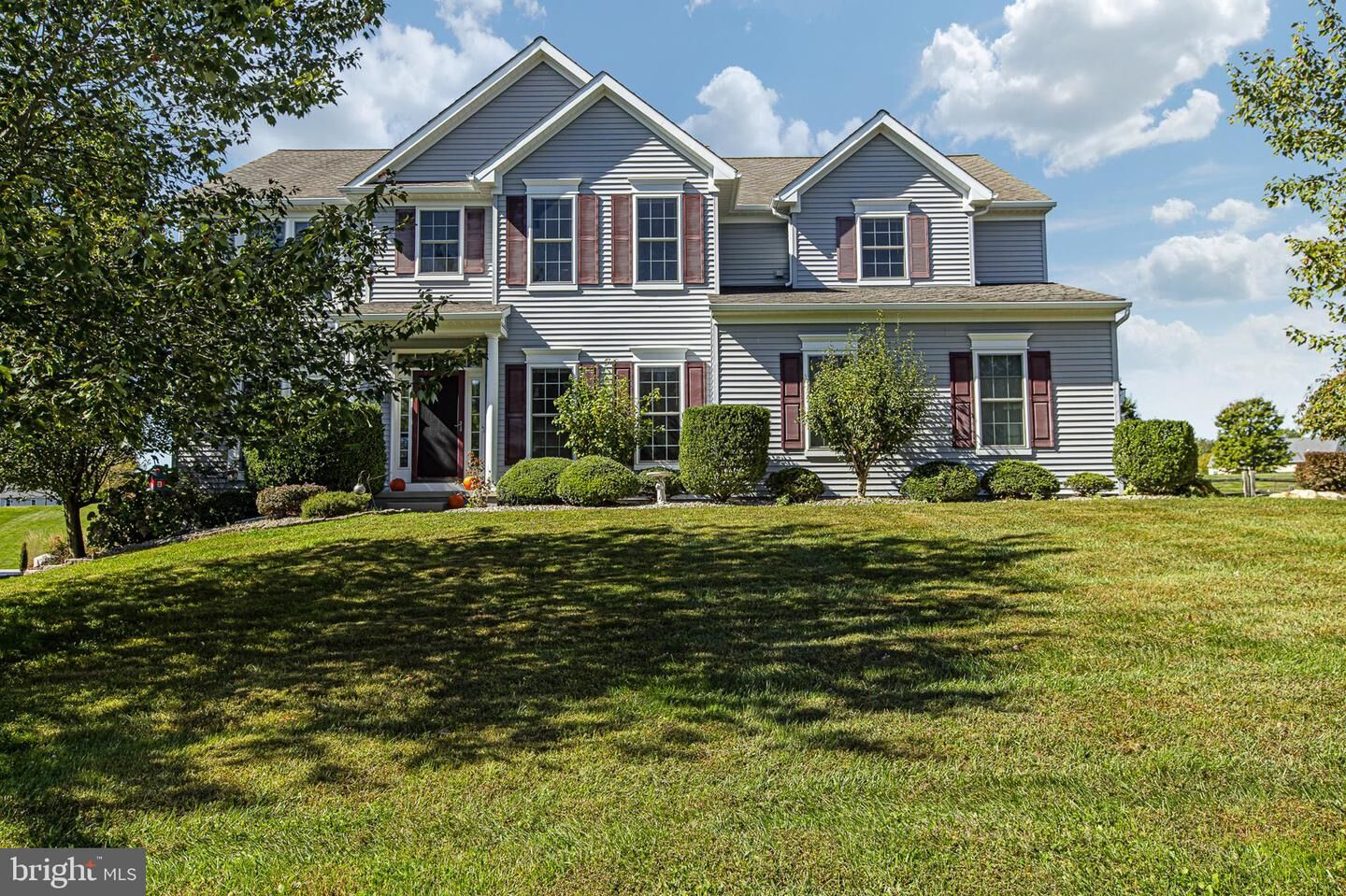 Property Photo:  140 Mill House Drive  PA 19352 