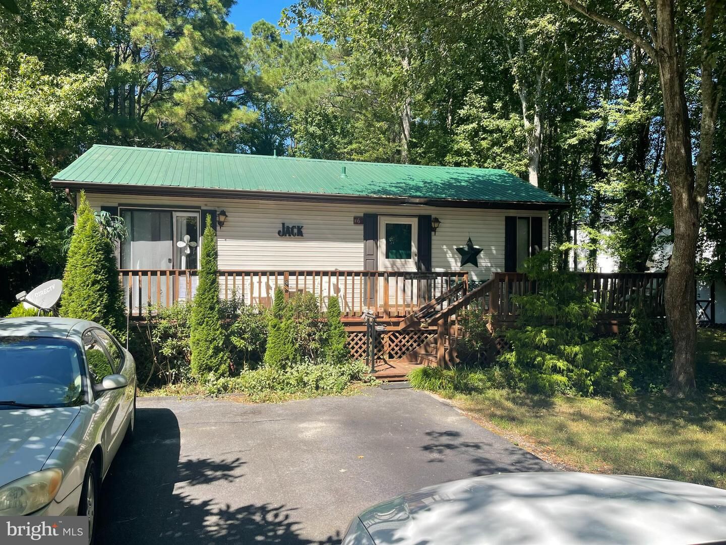 Property Photo: 6 Weeping Willow Court MD 21811