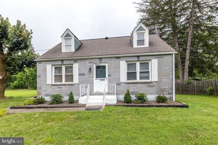 Property Photo: 6692 N Main Street PA 18036