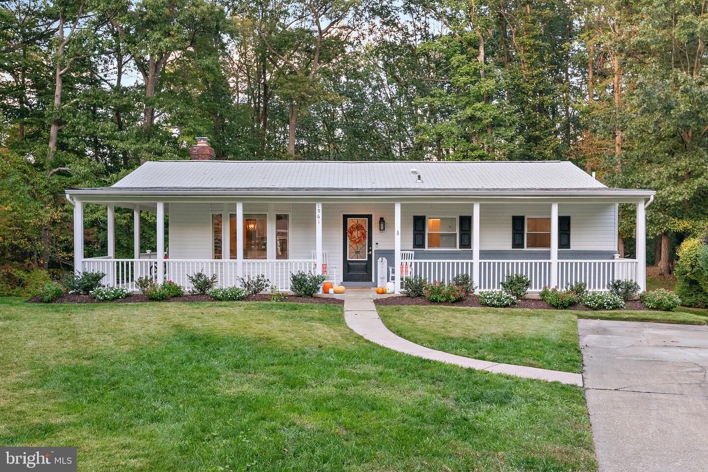 Property Photo: 1961 Sigfrid Court MD 21401