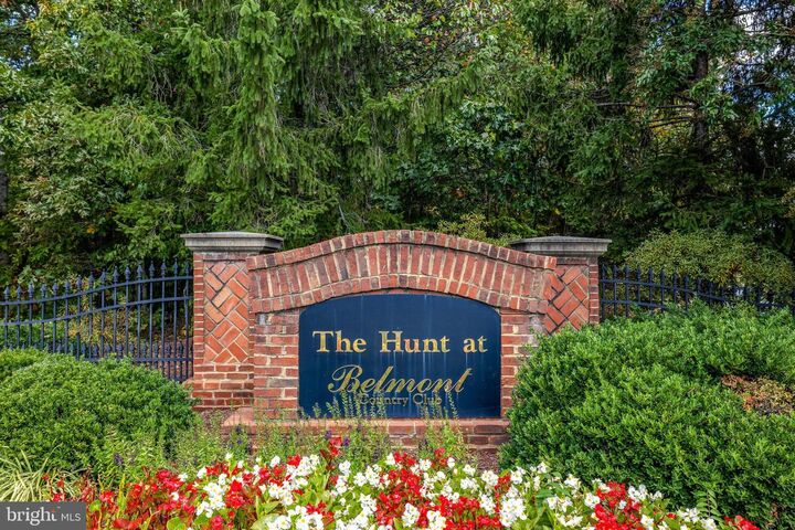 Property Photo: 20250 Millstead Drive VA 20147