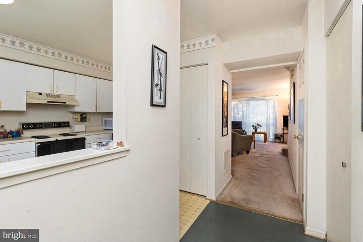 Property Photo: 1007 Dartmouth Glen Way MD 21212