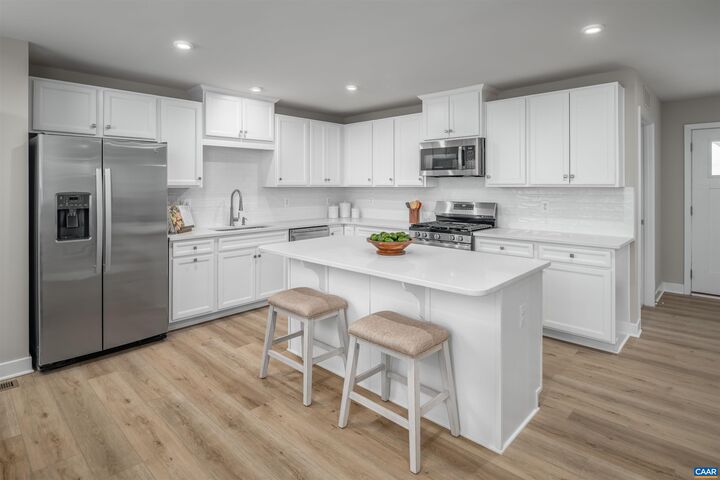 Property Photo: 5162 Lazy Branch Ln VA 22947