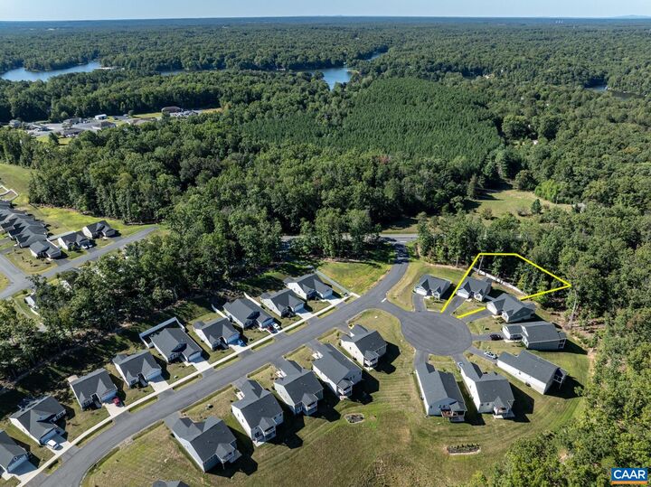 Property Photo: 21 Archer Cir VA 22963