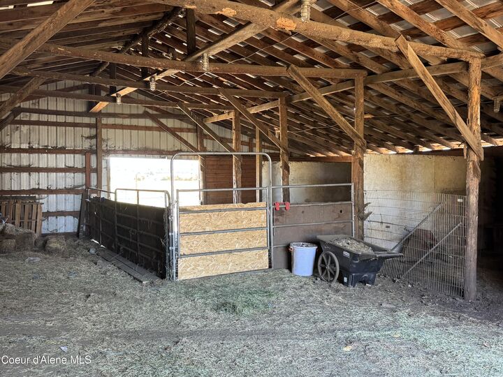 Property Photo: 992 N Stateline Rd ID 83854