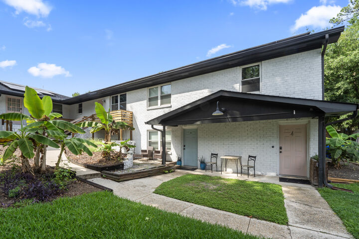 Property Photo:  4619 Jenkins Avenue # 4 1-4  SC 29405 