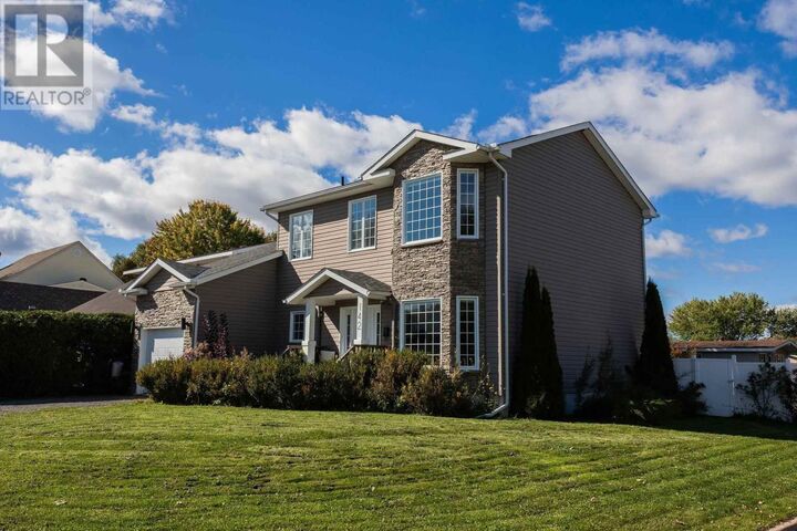 Photo de la propriété: 142 Louise Ave ON P6A 6C8