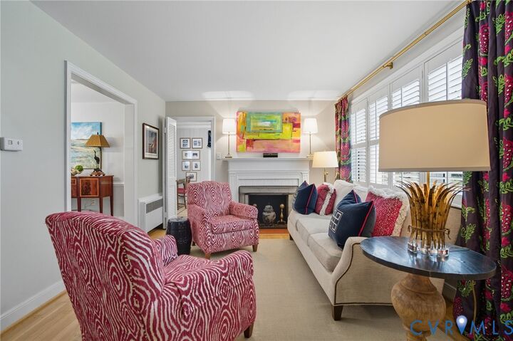 Property Photo: 6614 W Franklin Street VA 23226