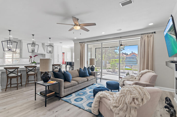 Property Photo: 4600 Sailmaker Lane FL 32541