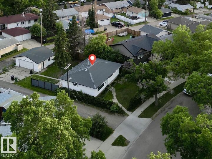 Property Photo: 16415 106 Avenue NW AB T5P 0X1