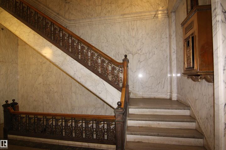 Property Photo: 10134 100 Street NW 311 AB T5J 0N8