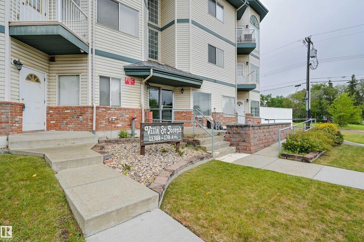 Property Photo: 11308 130 Avenue NW 304 AB T5E 6L2