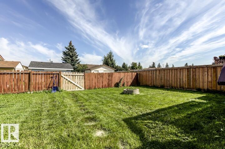Property Photo: 7711 189 Street NW AB T5T 5T4