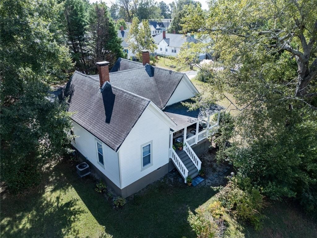 Property Photo: 2 N Broad Street N GA 30014