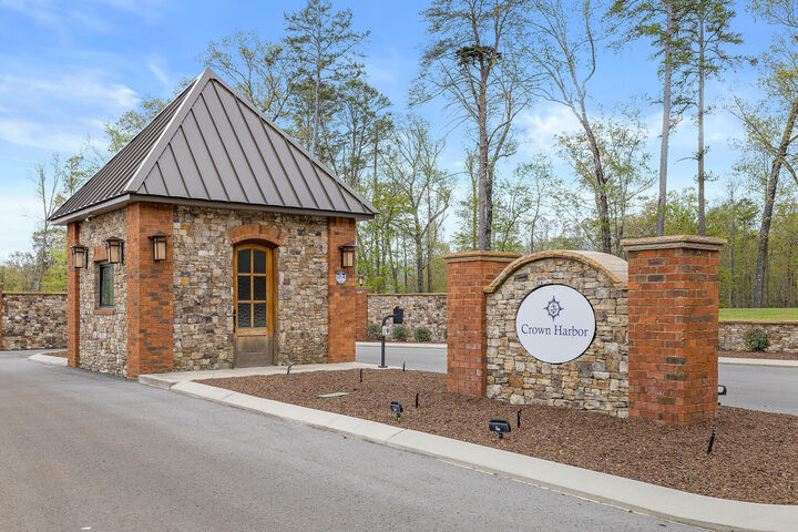 Property Photo: 349 Clubhouse Drive TN 37347