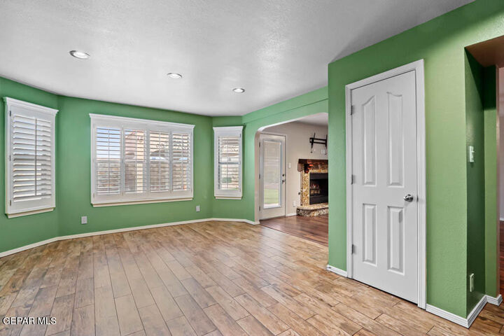 Property Photo:  4740 Beacham Street  TX 79938 