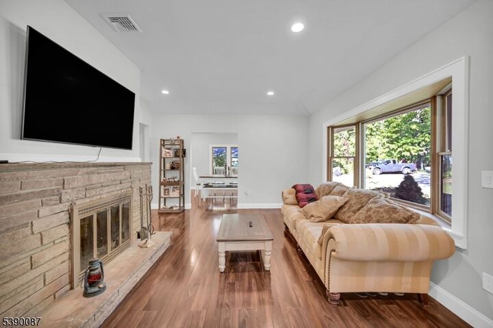 Property Photo: 32 Wanaque Rd NJ 07421