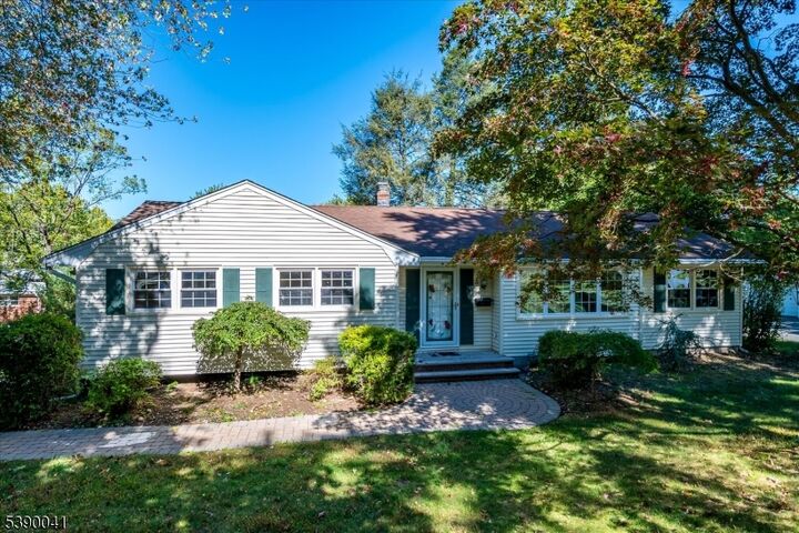 3 Queen St  Parsippany-Troy Hills Twp. NJ 07054 photo