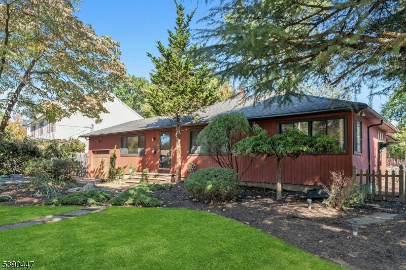 Property Photo: 192 Valley Rd NJ 07661