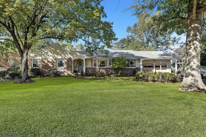 4 Westwood Drive  Ewing Twp. NJ 08628 photo