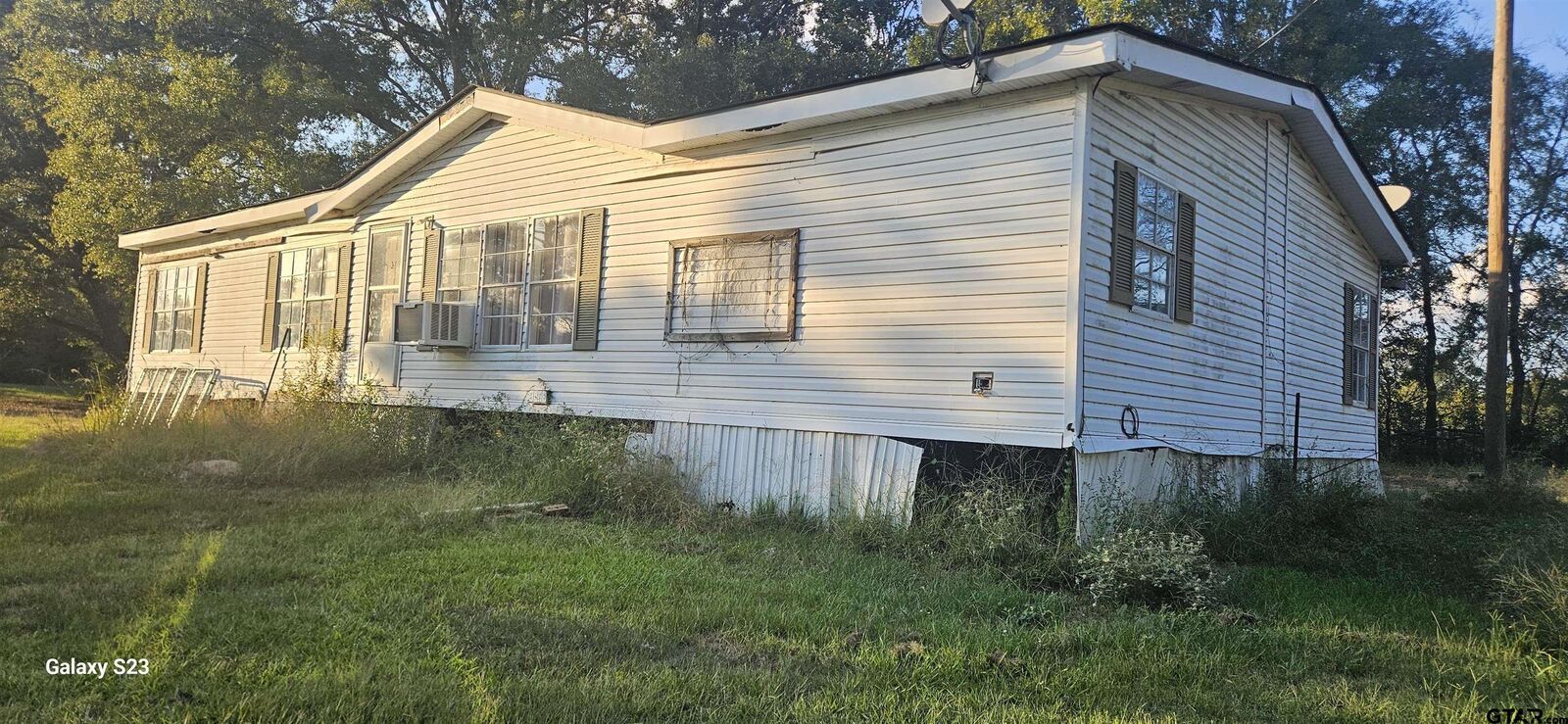 Property Photo: 8477 S Fm 14 TX 75765