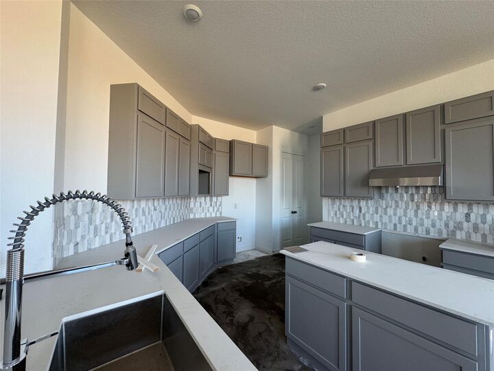 Property Photo: 29423 Meadowcreek Hill Drive TX 77484